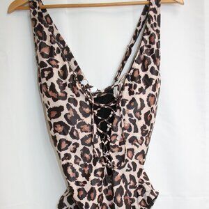 NWTS Daci one piece leopard print swim suit Lace Up Size 18W